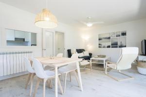 Olabide by Smiling Rentals