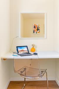 Home2Book Colourful Apt Playa del Inglés, Pool