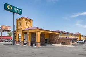 Quality Inn & Suites Lincoln South - Crete