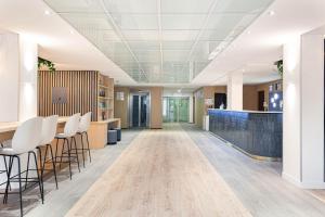 Hotels Holiday Inn Express Paris-Canal De La Villette, an IHG Hotel : photos des chambres