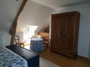 Maisons d'hotes Les Ormeaux : photos des chambres