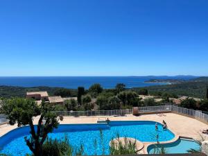 Appartements STUDIO POOL HOUSE VUE MER A 180° - SEA VIEW- WIFI : photos des chambres