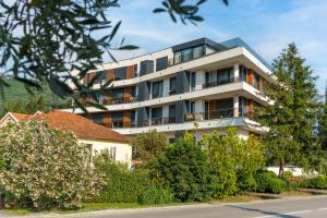 Homa Luxury Apartments Tivat with seaview