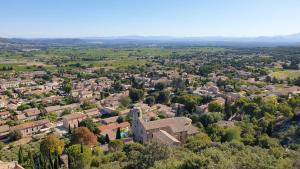 Maisons de vacances La Maison d'Isidore - Gite 6 personnes avec climatisation, piscine et jardin clos : photos des chambres