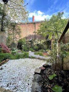 Maisons de vacances Maison de charme avec jardin ensoleille et calme : photos des chambres