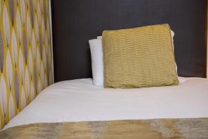 Twin Room room in Cross Hands Hotel by Greene King Inns