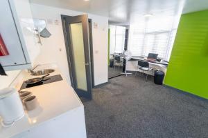 Cosy spacious studio available