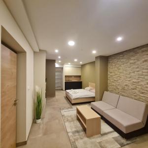 GOSTILNA S PRENOČIŠČI PAV