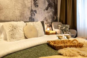 Charming Studio with Parking - The Perfect Getaway