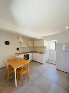 Olive tree cottage - Kondeviánika