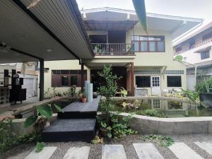 Pa Rang cafe & art stay