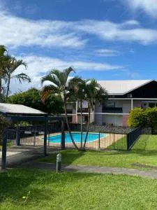 Appartement F2 avec piscine - Le Patelin