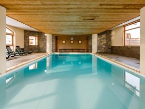 Ski Getaway with Shared Pool
