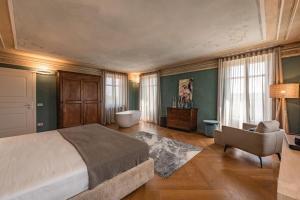 Chambre Lit King-Size avec Balcon