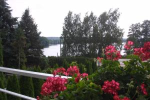 Hotelik Likusy - przy plaży nad jeziorem Ukiel z bezpłatnym prywatnym parkingiem i klimatyzacją