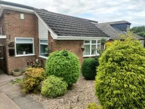 Split Level Bungalow - Sleeps4 - Close to walks - Skegby