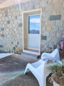 Hotels Hotel Villa Les Orangers : Chambre Double Standard avec Terrasse - Vue sur Montagne