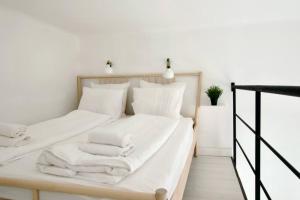 Standard Apartment by Hi5- Tolnai Lajos Apartment