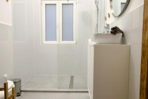 Standard Apartment by Hi5- Tolnai Lajos Apartment