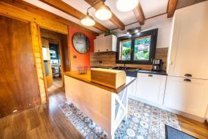 Chalets F'amis Lodge, 10 a 20p et sauna : photos des chambres