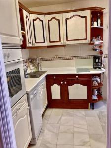 2BR+1BTHR Precioso apartamento con vistas al mar