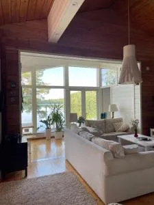 Villa Valkeinen - 尼尔西艾