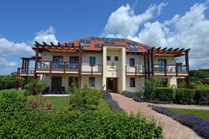 Aranymandula apartmanok