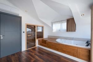 luxurylifevillas 1-2-3-4