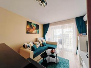 Luxurious Landing Apartment