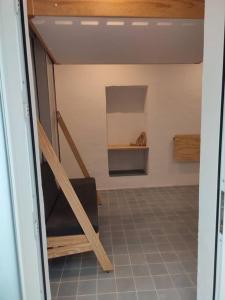 Estudio recién reformado en patio andaluz