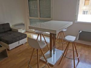 Appartements Appartement a 2 minutes de la plage Le Havre : photos des chambres