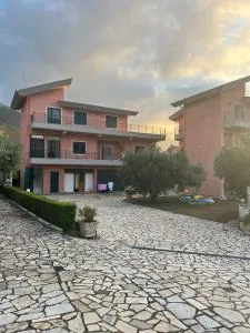 Keiti's home - Dukat