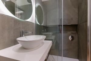 Aqua Comfort Rooms - Eja Sardinia img10