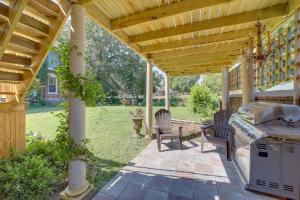 Historic Fort Smith Cottage Less Than 1 Mi to Downtown!