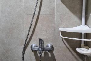 Apt Grand Taman Melati 2 Studio UI Depok 4N4