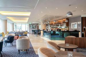 hilton garden inn london heathrow terminals 2 and 3