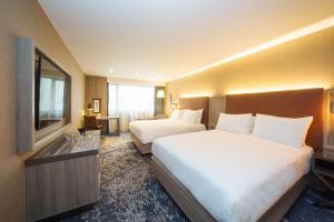 Queen Family Room room in DoubleTree by Hilton London Kingston Upon Thames