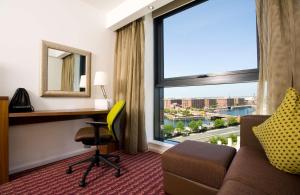 Queen Room with Sofa Bed room in Hampton By Hilton Liverpool City Centre