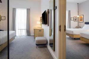 Family Twin Room room in Hilton Garden Inn Stoke On Trent