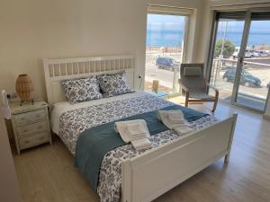 Angeiras Beach House - Porto - Villa by the Sea