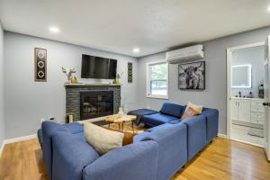 On-Site Lakes and Pools Inviting Tobyhanna Home!