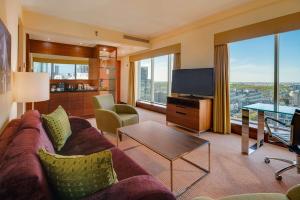 Executive Panoramic Suite room in Hilton Warsaw City Hotel