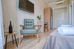 AAA Apartments & Rooms