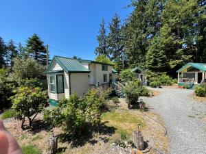 Sheltered Nook On Tillamook Bay