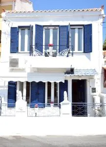 LIONS HOUSE PYTHAGORIO - Pythagoreio