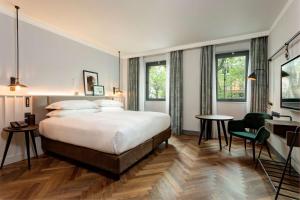 King Room - Mobility Access room in DoubleTree by Hilton Rome Monti