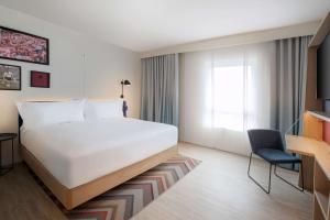 Queen Room - Mobility Access room in Hampton By Hilton Kaiserslautern