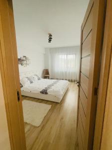 Apartament YRA Rm.Valcea