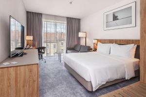 Queen Room with Sofa Bed room in Hilton Garden Inn Vilnius City Centre