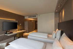 Deluxe Family Connecting Room room in Radisson Blu Park Royal Palace Hotel Vienna